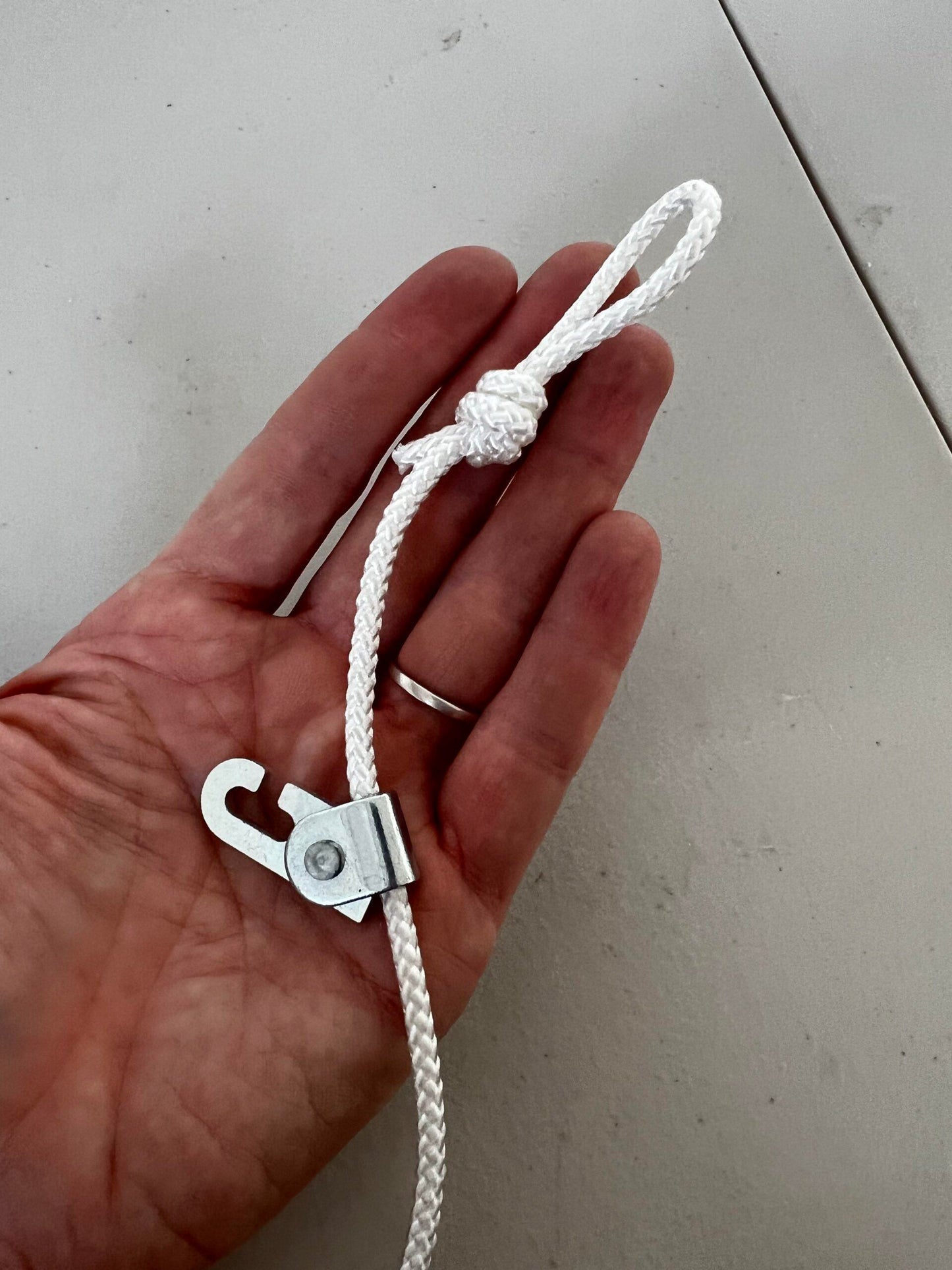 Line Tension Locks with Hook, set of 4